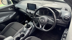 Nissan Juke 1.0 DiG-T 114 N-Connecta 5dr Petrol Hatchback